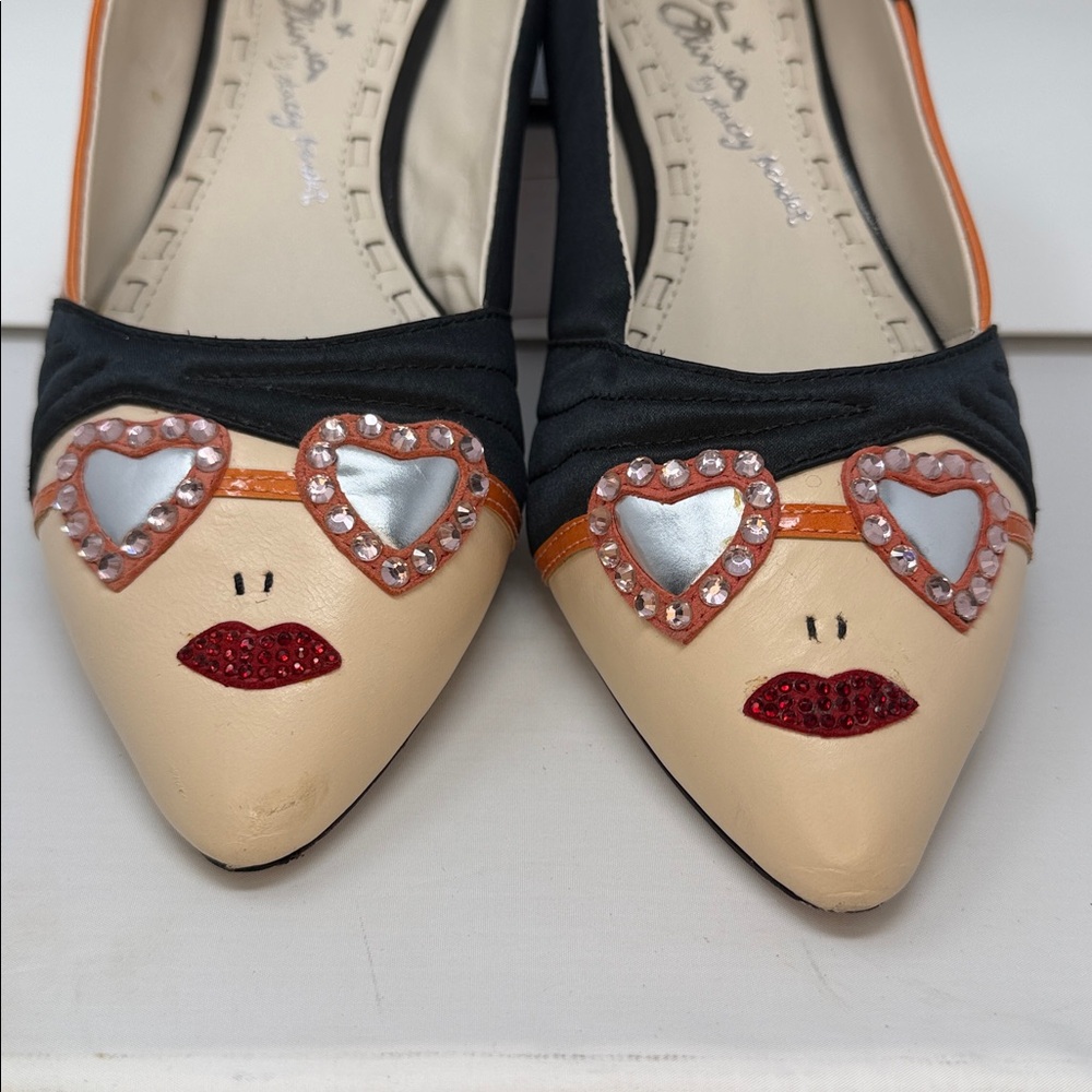 Alice & Olivia Signature Stacey Point Toe "Stace Face" Flats Size 9 Black Satin - Picture 7 of 8